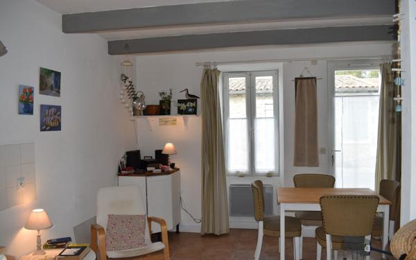 Maison à vendre    2 pièces •  La Couarde-sur-Mer