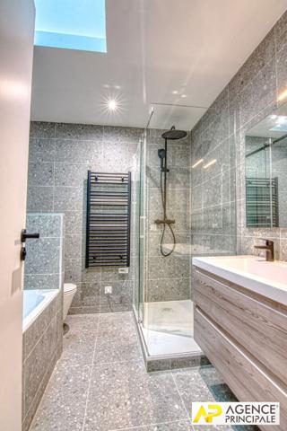 Versailles Notre-Dame Appartement 5 pièces 120 m² 1er et denier étage €995 000 ** - Référence 25379