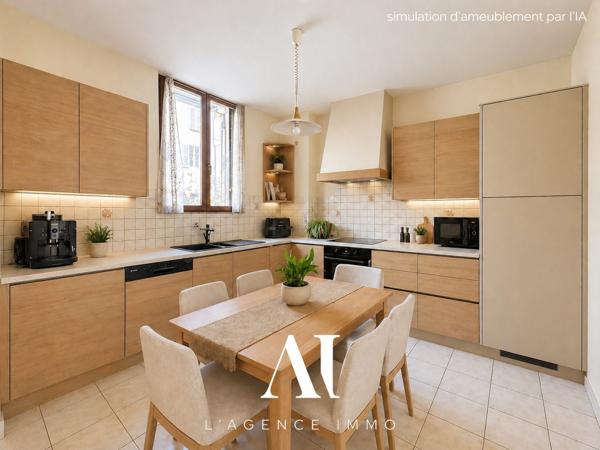 Duplex traversant T5 3 Chambres 127 m2 avec garage communiquant et stationnement privatif à GEX 01170