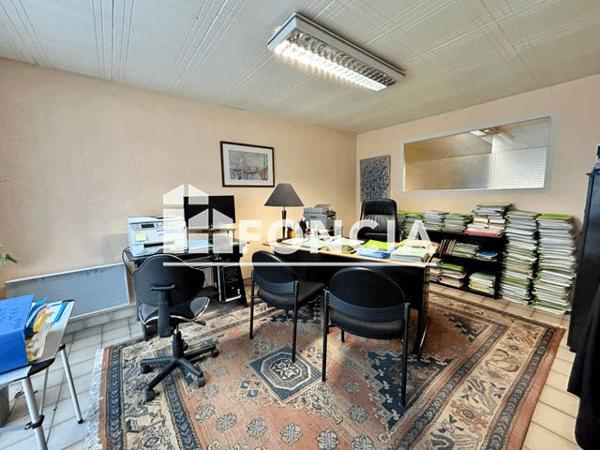 À vendre Local commercial 83.87 m² - Poitiers 86000