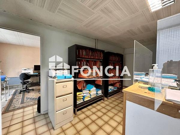 À vendre Local commercial 83.87 m² - Poitiers 86000