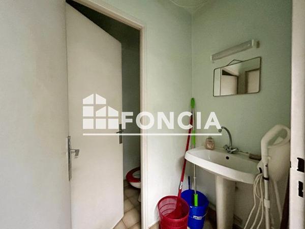 À vendre Local commercial 83.87 m² - Poitiers 86000