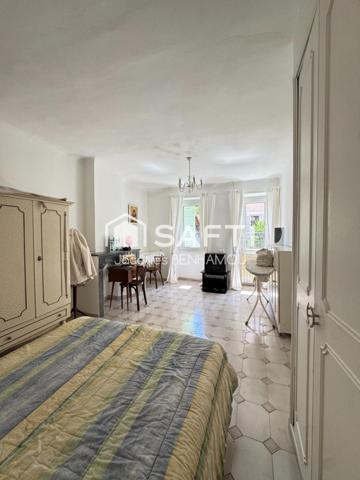maison  en ville 13005