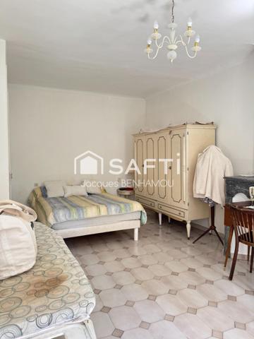 maison  en ville 13005