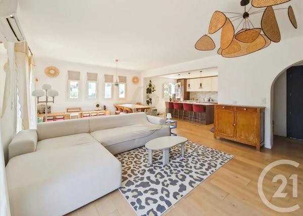 Appartement T3 à vendre  3 pièces - 121,35 m 2   CALVI  - 202