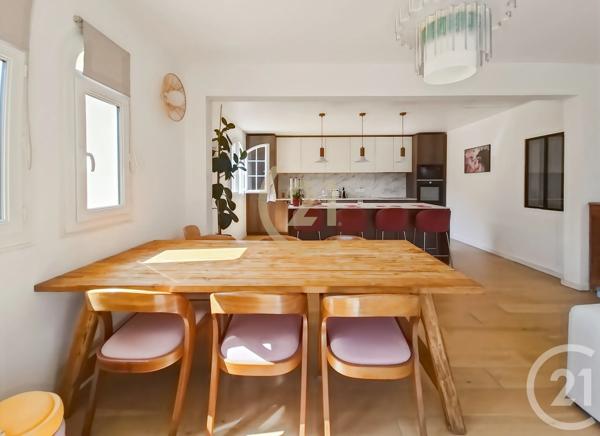 Appartement T3 à vendre  3 pièces - 121,35 m 2   CALVI  - 202
