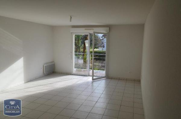 Appartement à louer 2 pièces 47.01m²
