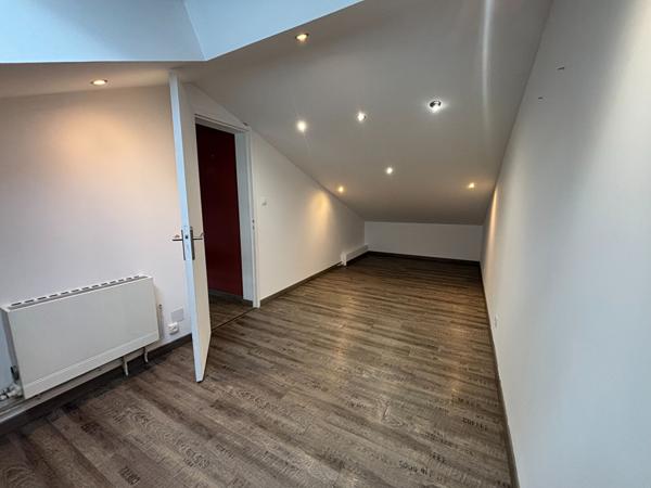Maison à vendre - Joue Les Tours - 5 chambres -105 m2