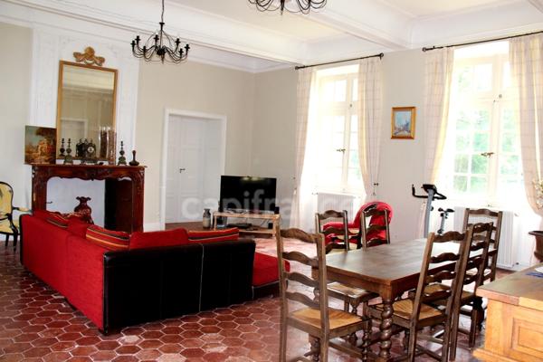 Propriete à vendre 15 pièces proche de FLEURANCE (32)