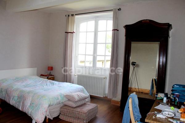 Propriete à vendre 15 pièces proche de FLEURANCE (32)