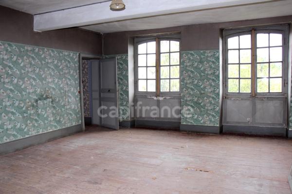 Propriete à vendre 15 pièces proche de FLEURANCE (32)