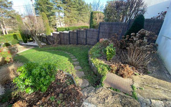 Maison à vendre    5 pièces •  Sainte-Foy-lès-Lyon