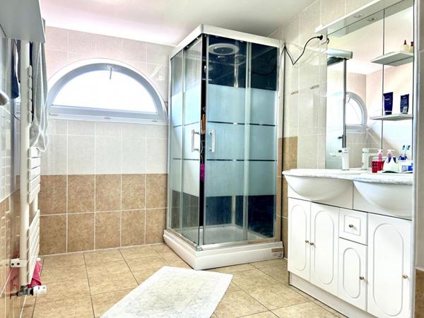 Maison 158 m² Longessaigne 6 chambres