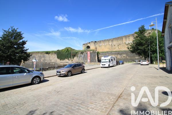 Immeuble à vendre 320 m² Sedan