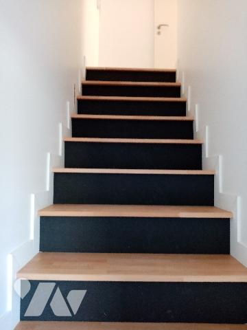 centre ville  Appartement très lumineux  F4,  2 parkings, cave
Etat neuf, prestations de qualité