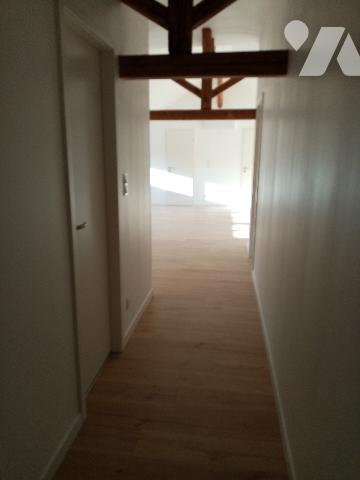 centre ville  Appartement très lumineux  F4,  2 parkings, cave
Etat neuf, prestations de qualité