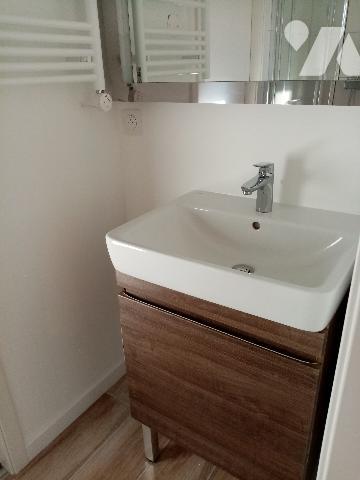 centre ville  Appartement très lumineux  F4,  2 parkings, cave
Etat neuf, prestations de qualité