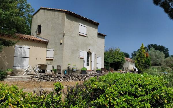 Maison à vendre    4 pièces •  Rognes