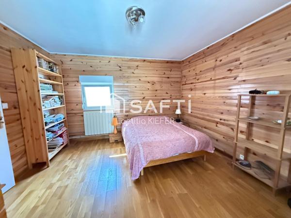 Maison avec local professionnel