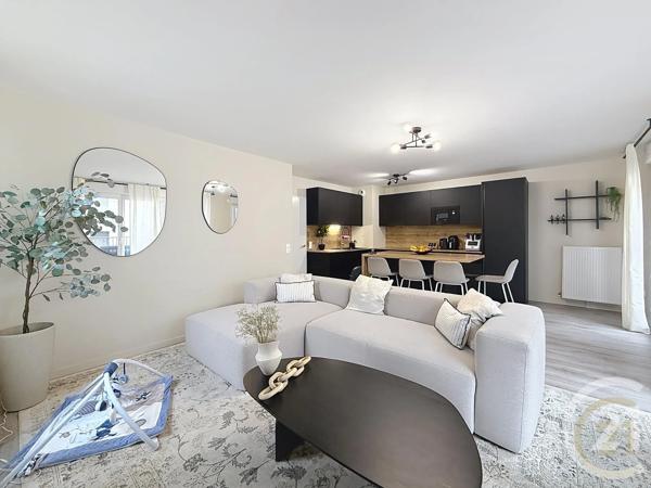 Appartement à vendre  4 pièces - 93,05 m 2   ROMAINVILLE  - 93