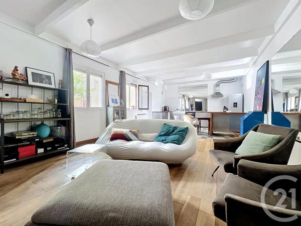 Appartement à vendre  4 pièces - 93,05 m 2   ROMAINVILLE  - 93