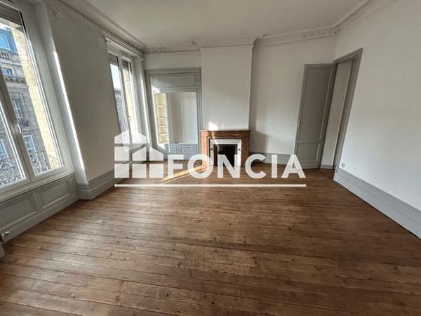 Location Appartement 4 pièces 113.94 m² - 28 COURS PORTAL Bordeaux 33000