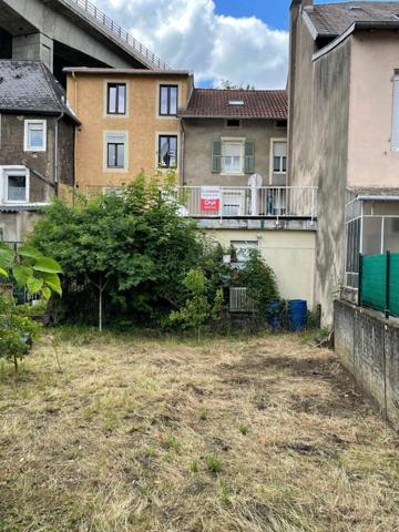 Immeuble à vendre    3 pièces • 165 m2 Hayange