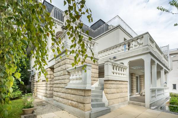 Maison Saint-Cloud - MONTRETOUT / COUTUREAU