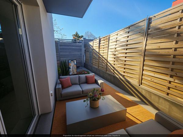 COUP DE COEUR -2 PIÈCES AVEC GRANDE TERRASSE EXPOSÉE SUD + GARAGE,  
Nantes 44300