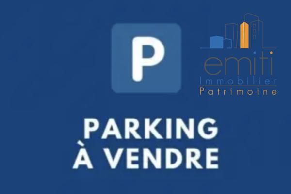 Garage / parking À vendre