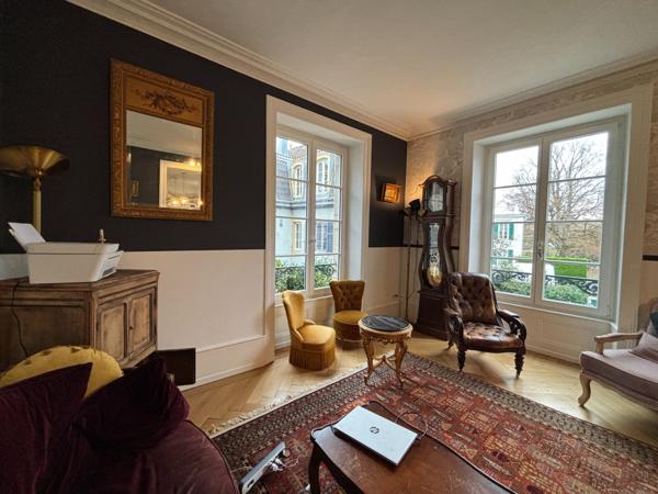 Maison 11 pièce(s) 8 chambre(s) 310 m²