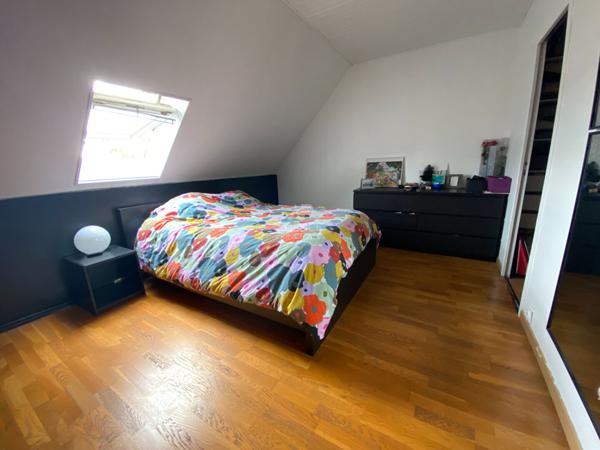 Maison spacieuse à vendre à Osny €474 000 ** - Référence 11093