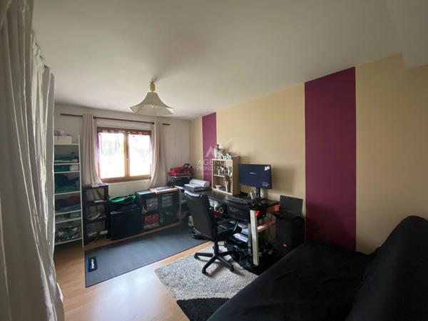 Maison spacieuse à vendre à Osny €474 000 ** - Référence 11093