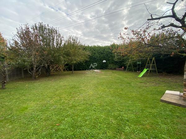 Maison spacieuse à vendre à Osny €474 000 ** - Référence 11093