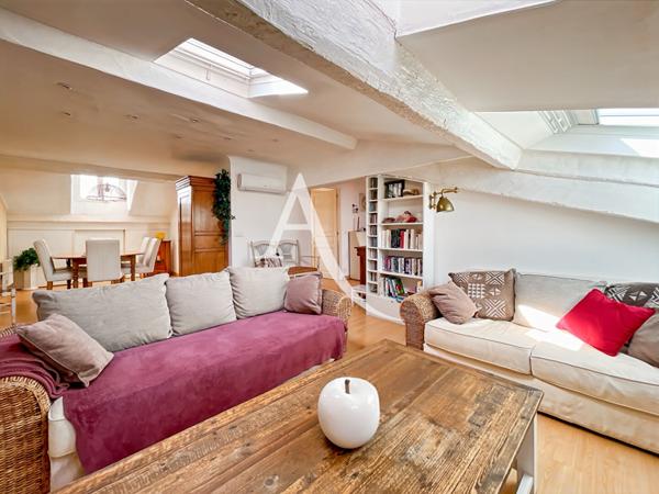 Appartement Cannes 3 pièces, rue d'Antibes, dernier étage