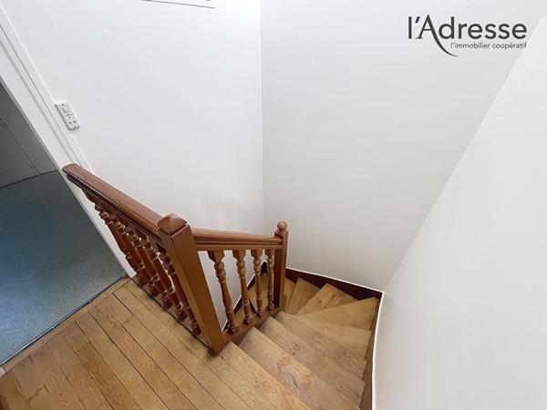 Maison de ville en triplex Suresnes 7 pièce(s) 86.12 m2