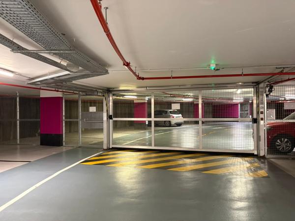 Place de stationnement en sous-sol n°33