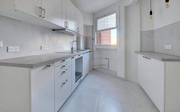 Appartement à vendre    4 pièces • 109,63 m2 Paris 6