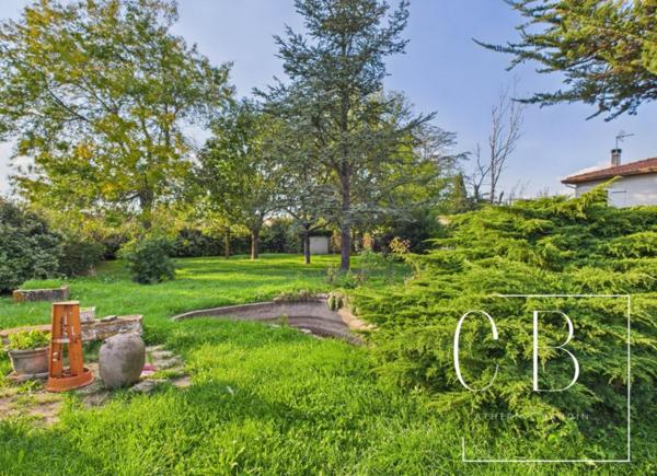 Terrain constructible 874 m2