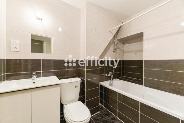 Maison 6 pièces - 117 m² Exclusivité efficity