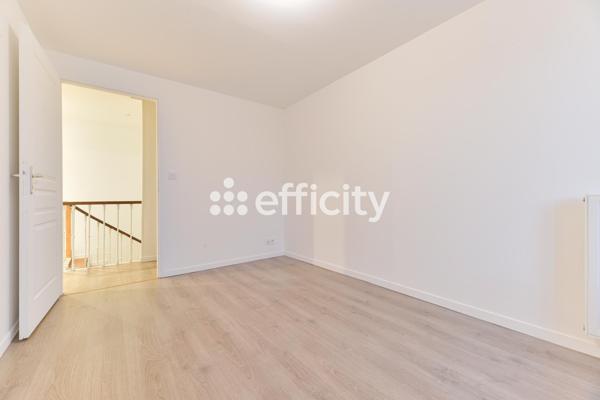 Maison 6 pièces - 117 m² Exclusivité efficity