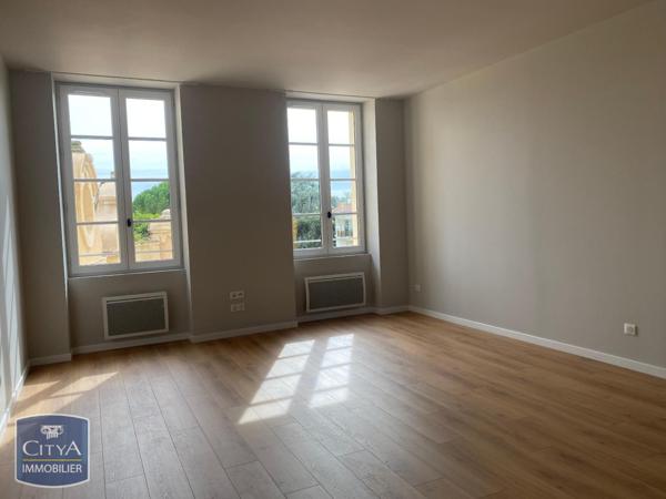 Appartement à louer 3 pièces 70.06m²