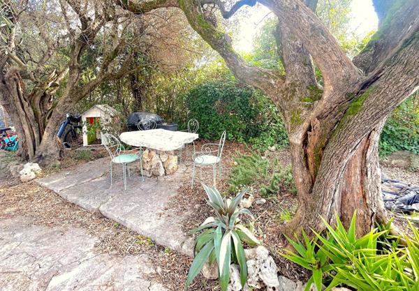 Maison à vendre 6 pièces MOUGINS (06)