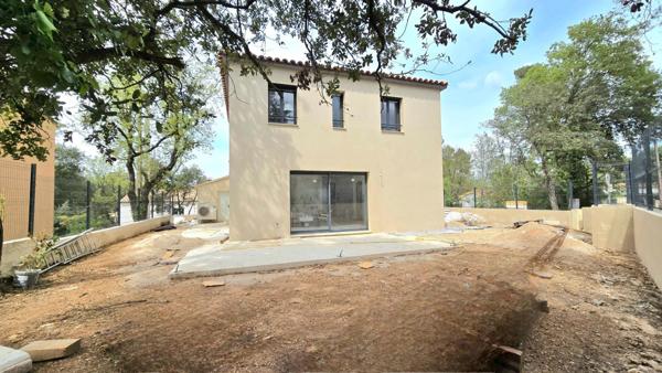 Maison neuve achèvement été 2025