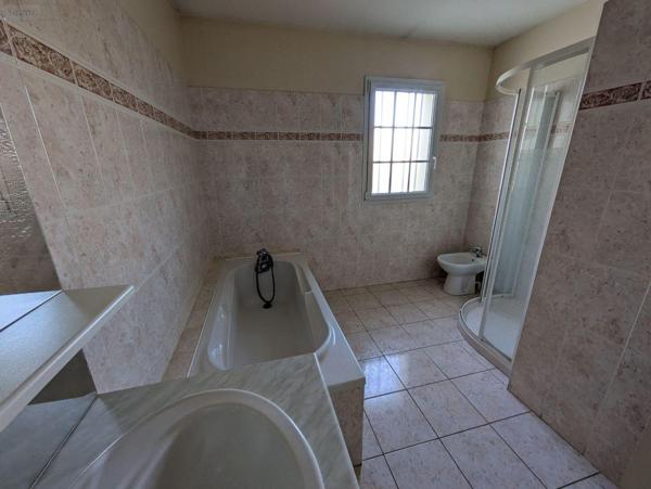 Pavillon à vendre à Changé dans la Sarthe (72560), ref : 16687/9