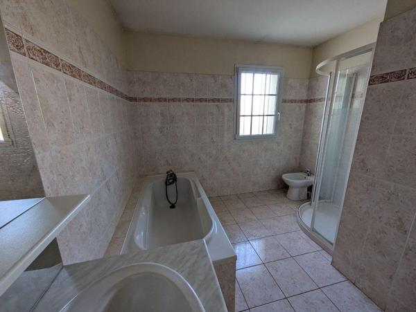 Pavillon à vendre à Changé dans la Sarthe (72560), ref : 16687/9