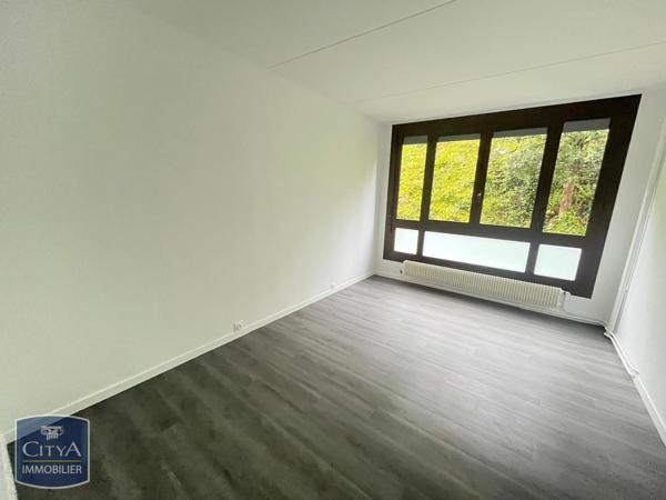 Appartement à louer 3 pièces 71.68m²