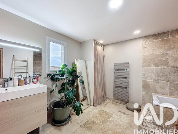 Maison à vendre 4 pièces 165 m² Bédarrides