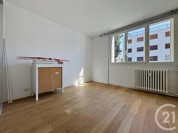 Appartement F4 à vendre  4 pièces - 90,88 m 2   VERSAILLES  - 78
