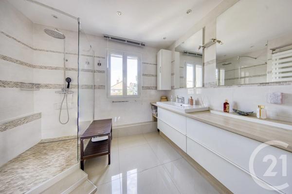 Maison à vendre  8 pièces - 160 m 2   ATHIS MONS  - 91